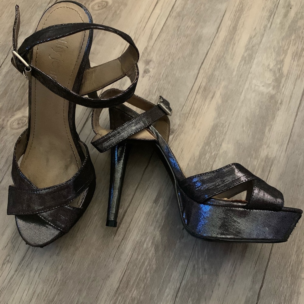 Matellic Silver Heels